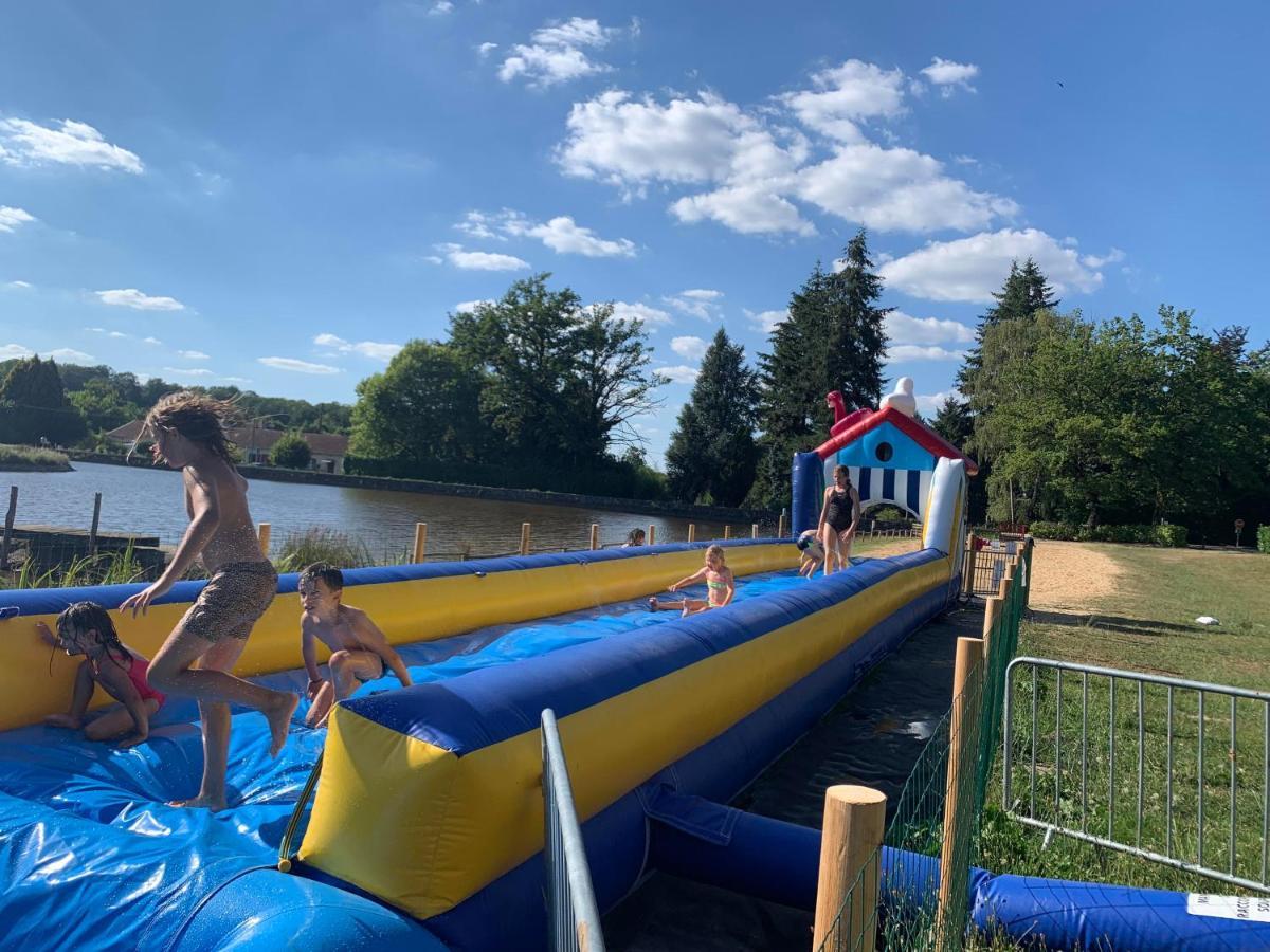 Camping Municipal De La Lande Nexon Extérieur photo